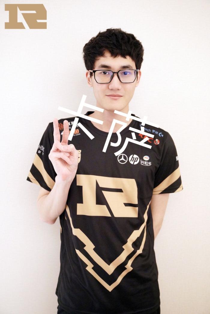 社交媒体同 社交媒体同