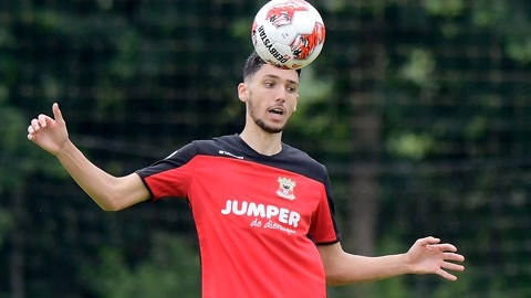 把对手的横 把对手的横